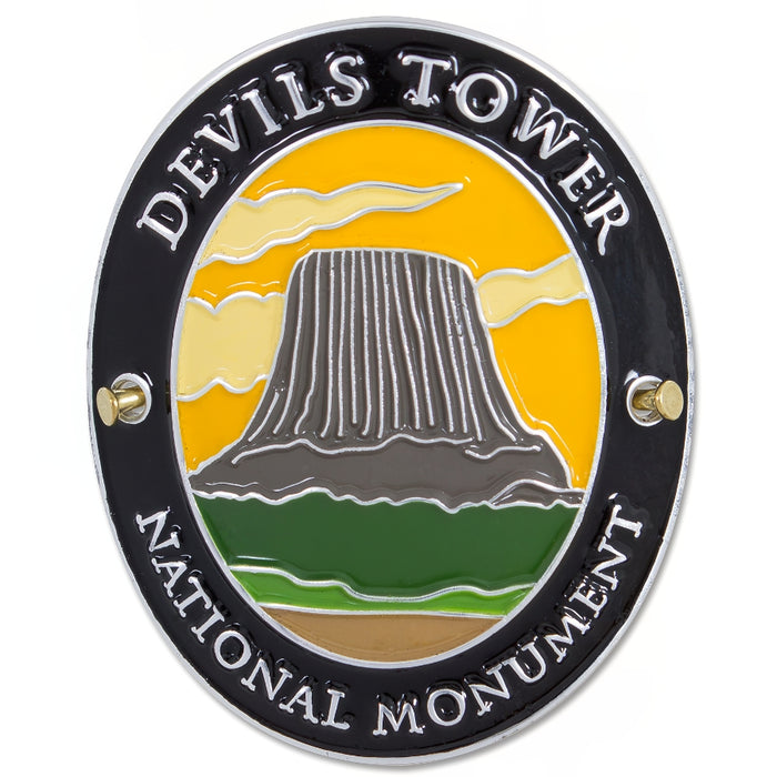 Traveler Series Devils Tower Hiking Medallion