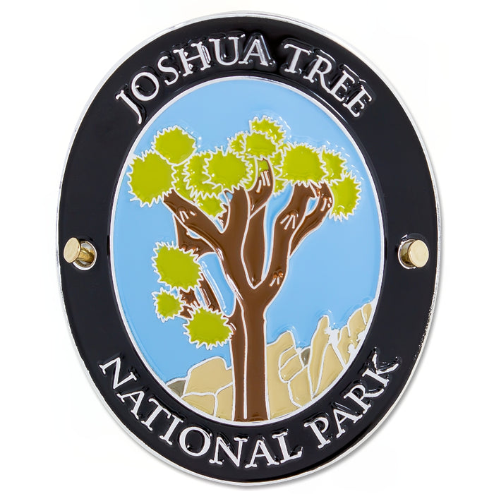 Traveler Series Joshua Tree Hiking Medallion