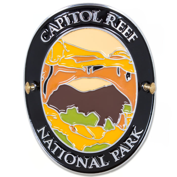 Traveler Series Capitol Reef Hiking Medallion